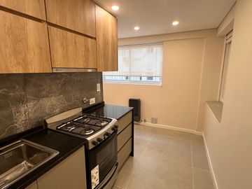 Departamento en venta-3 ambientes con dependencia-Centro-Mar del Plata