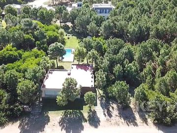 Casa en Barrio Residencial I lote 334, Costa Esmeralda