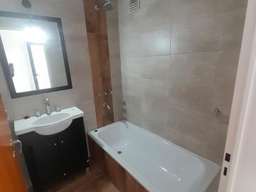 Departamento en Monte Castro