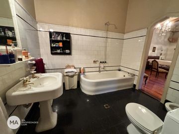 Casa Casona 8 Dormitorios Antigua - Balcarce 1100 - Centro Rosario | Venta