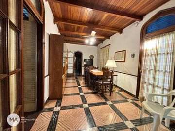 Casa Casona 8 Dormitorios Antigua - Balcarce 1100 - Centro Rosario | Venta