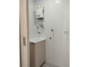 SE RENTA HERMOSO APARTAMENTO EN BOSQUES DE BAMBU VIA CONDINA