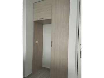 SE RENTA HERMOSO APARTAMENTO EN BOSQUES DE BAMBU VIA CONDINA