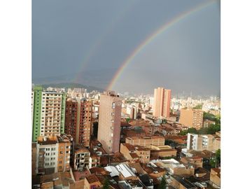 Se Vende Apartaestudio en Barrio Cristobal La América, Medellin (c)