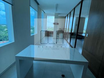 Oficina en Renta Summa Center, Residencial Cumbres, Cancún
