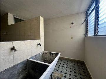 Se Vende Edificio Comercial y Residencial en El Cangrejo, Bella Vista