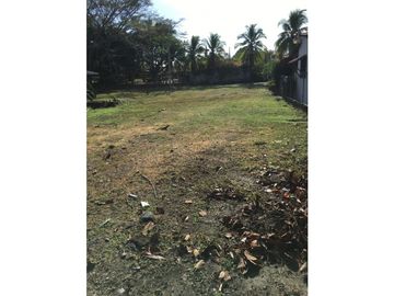 TERRENO / CORONADO / 800 M2 /  AREA RESIDENCIAL / LOTE PLANO