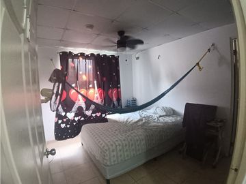 Venta de casa semiamoblada en Arboledas-Los Castaños-JB