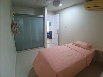 Venta de casa semiamoblada en Arboledas-Los Castaños-JB