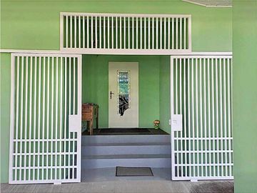 SE VENDE CASA CLUB ECUESTRE CORONADO 327M2 CON PISCINA Y TERRAZAS