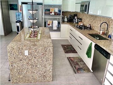 SE VENDE CASA CLUB ECUESTRE CORONADO 327M2 CON PISCINA Y TERRAZAS