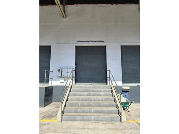 Venta de Bodega con anden | centro logístico Milla 8