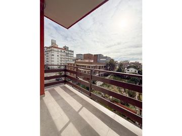 2 AMBIENTES CON VISTA AL MAR. PUNTA IGLESIAS.