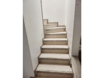 VENDO CASA EN CONDOMINIO EN 5 SOLES JAMUNDI (F.D) CW:9459180