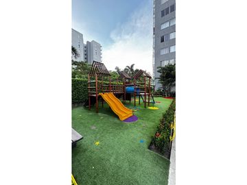 VENDO APARTAMENTO PISO 5 EN VALLE DEL LILI (P.Z) CW:9685802