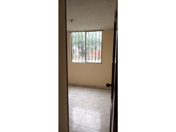 VENDO APARTAMENTO PISO 1 EN GRATAMIRA (A.M) CW:9884376