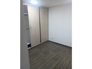 VENDO APARTAMENTO PISO 2 EN BRISAS DEL LIMONAR (D.C) CW:9944131