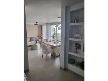 VENTA DE APARTAMENTO EN VALLE DEL LILI PISO 12 (P.Z) CW: 9991777