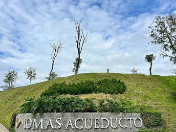 Terreno en venta en Lomas Acueducto