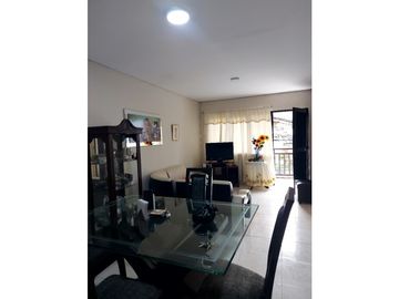 VENDO CASA 2 PISOS INDEPENDIENTES EN COLSEGUROS (D.M) CW:10239650