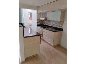 ARRIENDO CASA 3 NIVELES EN BELÉN LOS ALPES 116mts2