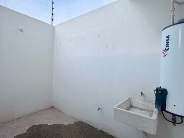 CASA EN PRIVADA FORJA REAL - $2.95 MDP