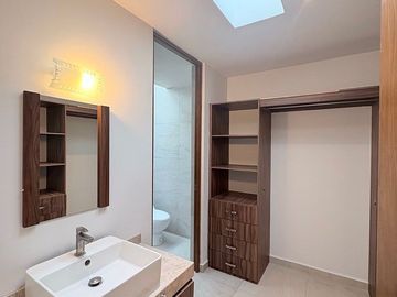 CASA EN PRIVADA FORJA REAL - $2.95 MDP
