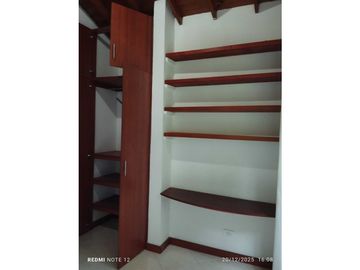 Vendo casa en Envigado sector Trianón