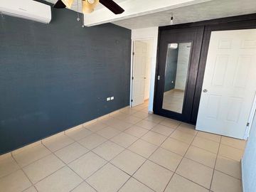 CASA EN RENTA, 3 RECAMARAS, CD DEL CARMEN, CAMPECHE