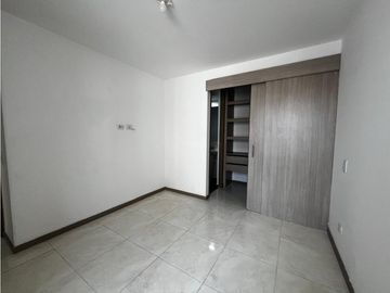 VENDO LINDO APTO 4P. + PARQUEADERO CU. V. DEL LILI 75m2(YA)W:10249064