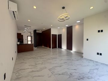 CASA EN PUNTO LOMAS DE UN NIVEL EN VENTA