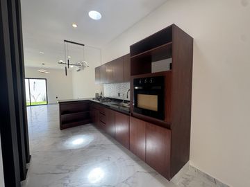 CASA EN PUNTO LOMAS DE UN NIVEL EN VENTA