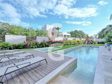 Departamento en Venta en Cancún en Vía Cumbres Altea con 2 Recámaras