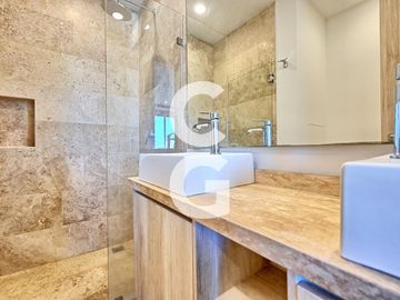 Departamento en Venta en Cancún en Vía Cumbres Altea con 2 Recámaras