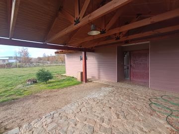 AMPLIA CASA EN PARCELA EN CHANCOYÁN ALTO
