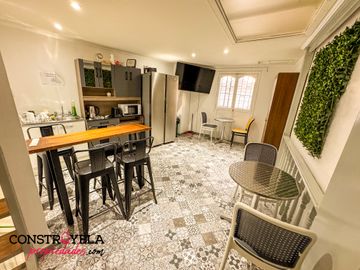 HOSTAL RENOVADO CON 8 HABITACIONES PRIVADAS