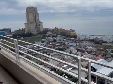 ARRIENDO AMOBLADO AÑO CORRIDO 2D 2D VISTA AL MAR