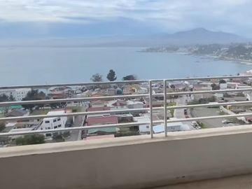 ARRIENDO AMOBLADO AÑO CORRIDO 2D 2D VISTA AL MAR