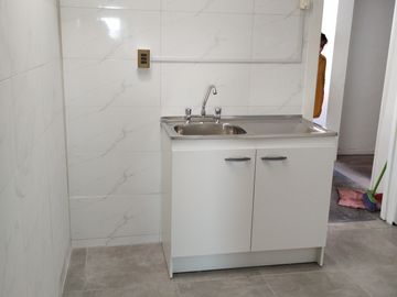 CRISL AMPLIA PROPIEDAD EN RECREO, 3 CASAS, VISTA AL MAR