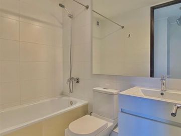 Departamento en Venta en ¡EXCELENTE OPORTUNIDAD! a 10 min Estacion Metro Hernando de Magallanes y a cuadras del Apumanque