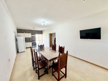 SE VENDE CASA PATIO/PILETA Y QUINCHO EN PRADERA II