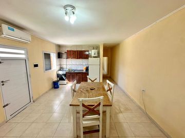 SE VENDE CASA PATIO/PILETA Y QUINCHO EN PRADERA II