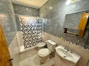 SE VENDE CASA PATIO/PILETA Y QUINCHO EN PRADERA II