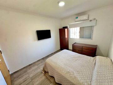 SE VENDE CASA PATIO/PILETA Y QUINCHO EN PRADERA II