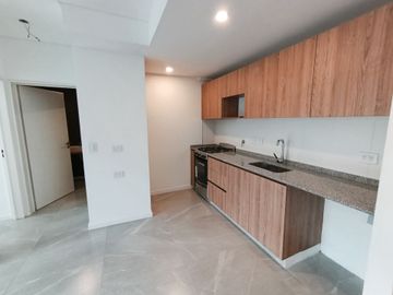 departamento en alquiler dos amb. c. balcon Flores