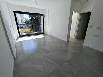 departamento en alquiler dos amb. c. balcon Flores