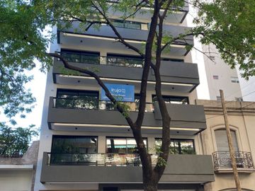 departamento en alquiler dos amb. c. balcon Flores