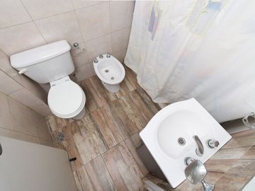 VENTA DEP 2 AMB VELEZ SARFIELD  LUMIN. P/ ESCALERA