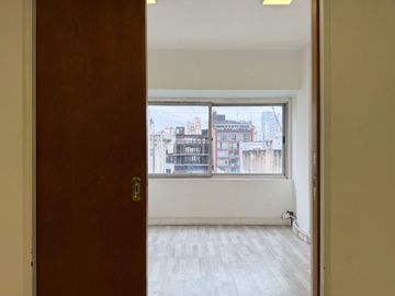 ALQUILER OFICINA LISTA PARA ENTRAR CON COCHERA