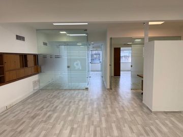 ALQUILER OFICINA LISTA PARA ENTRAR CON COCHERA